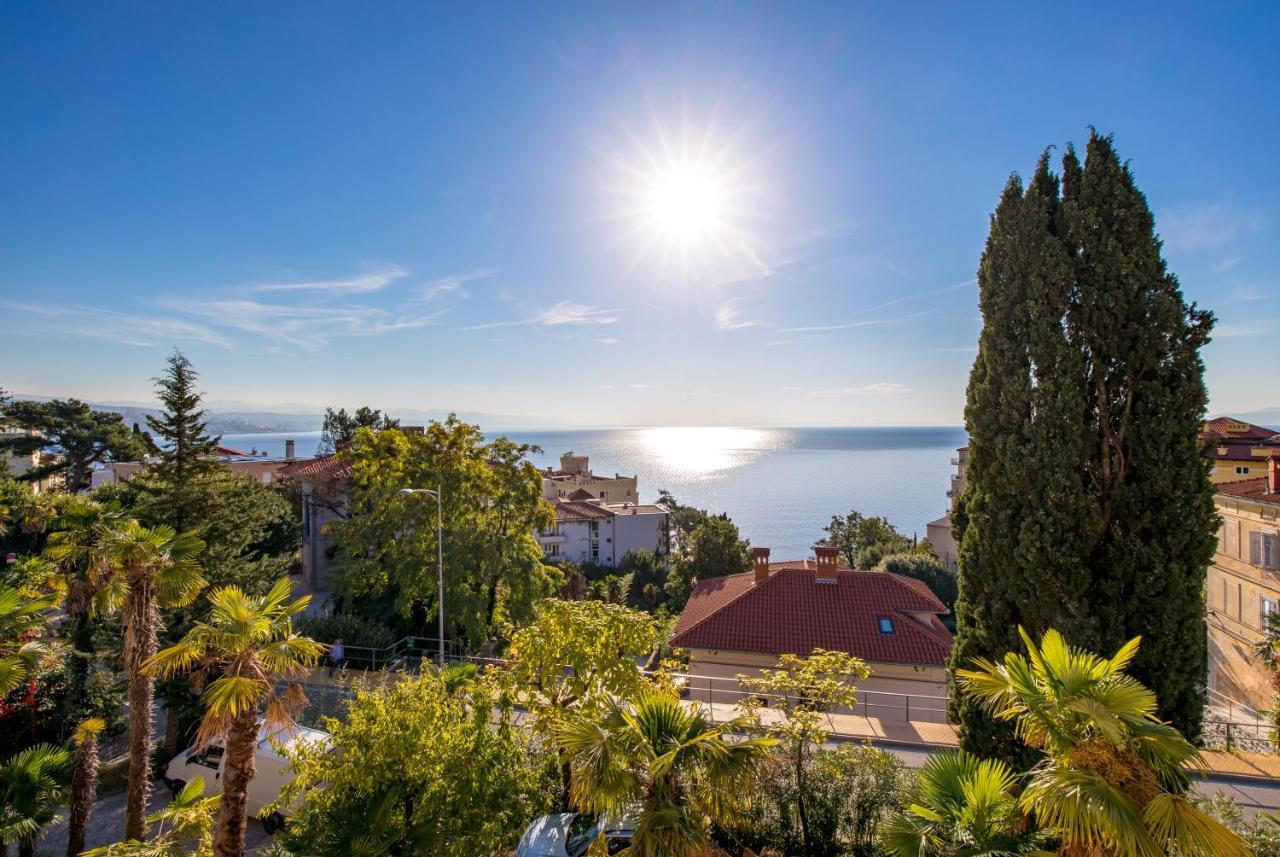 Апартаменти Altamar Seaview Опатія Екстер'єр фото